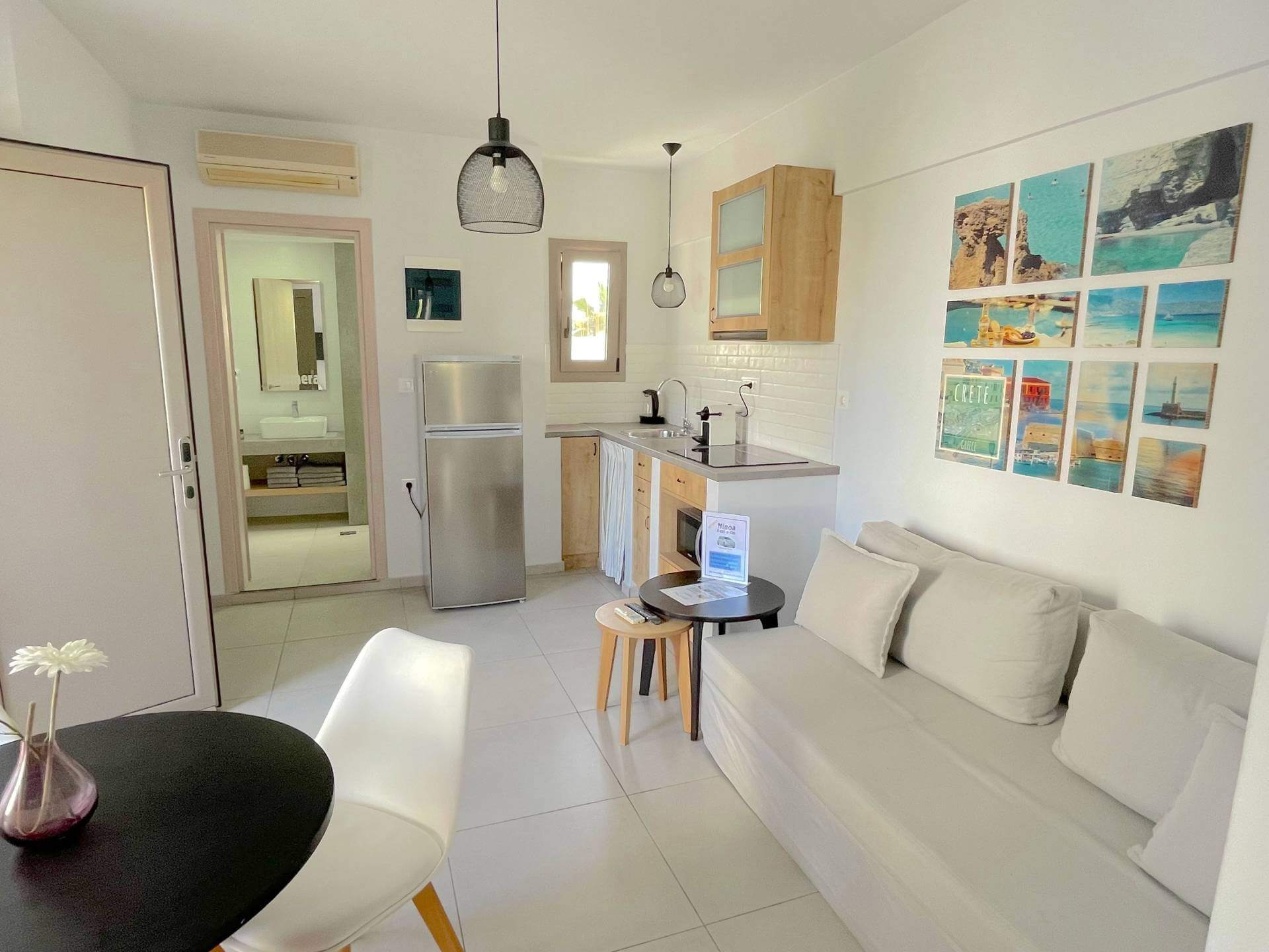 ONE-BEDROOM APARTMENT